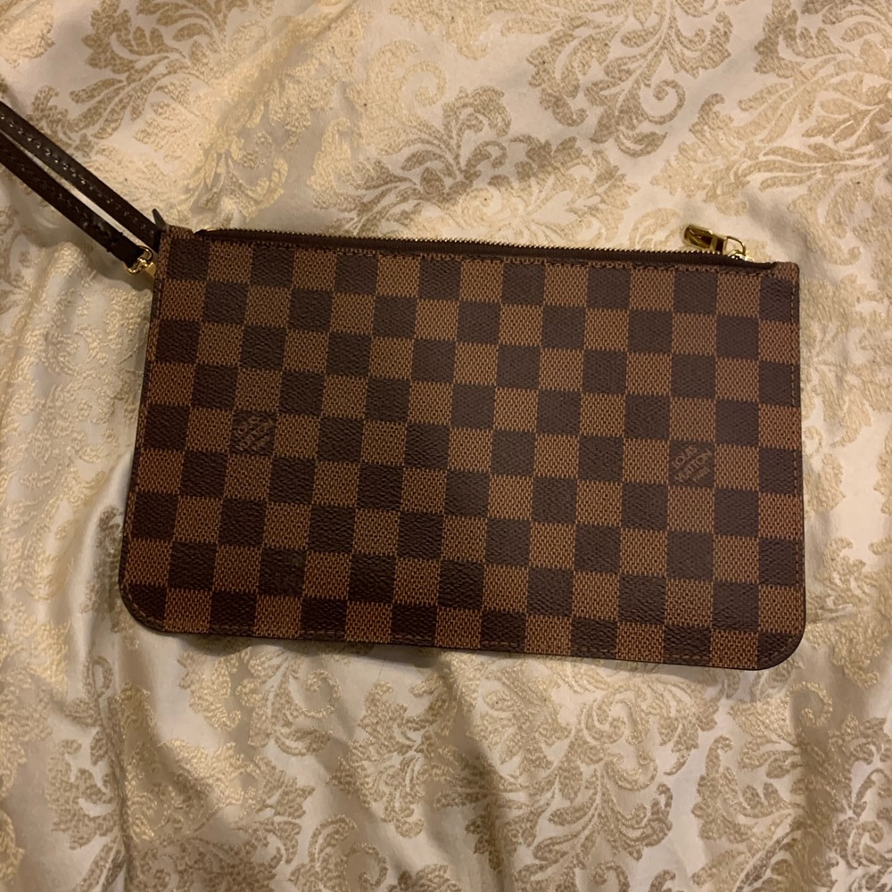 Lv wristlet